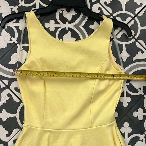 Lulu’s scoop back dress - Picture 8 of 10